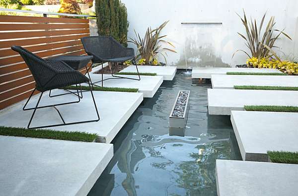 Modern-seating-area-with-a-water-feature1