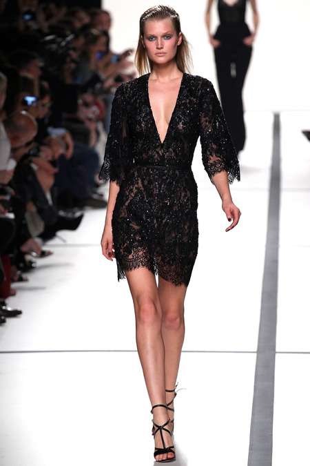 elie_saab_2014_ilkbahar_defile_moda_elbise_modelleri (30)