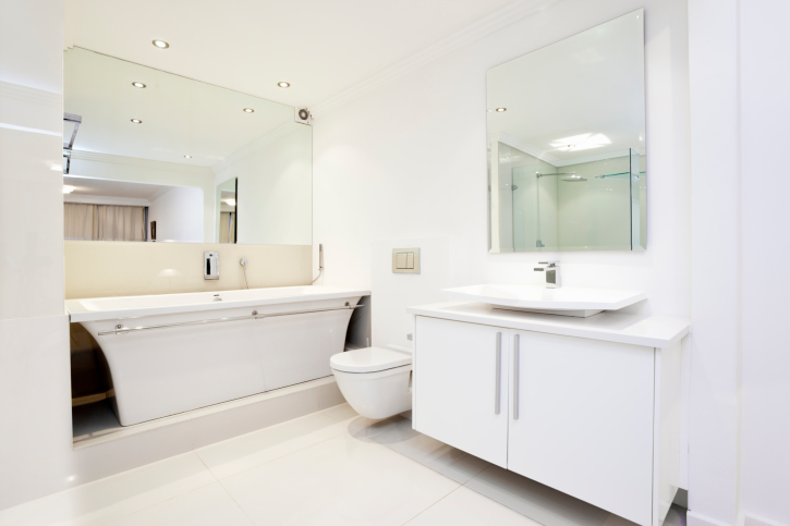 Modern, upmarket, all white bathroom