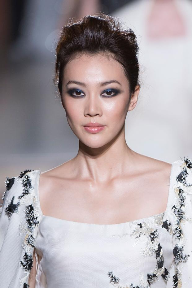 05tonywardbeautyhautecouturefall2015pfw48.jpg