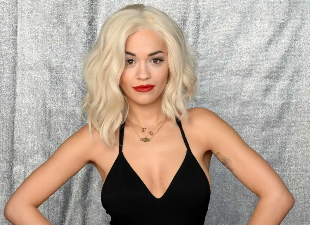 1035x755-20131202-ritaora-x1800-1386026084.webp