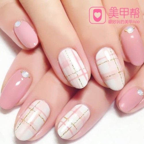 7e372f7aec310426a6cad7ffeea990ec--we-heart-it-nail-bar.jpg