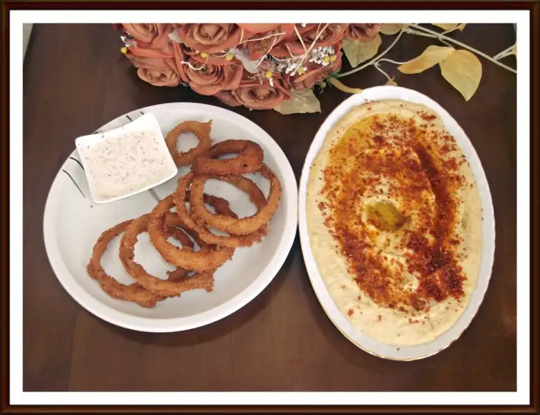 9-Çıtır Soğan Halkaları & Humus.JPG
