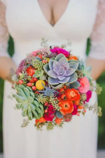 a2b7c4f61aa103a6a1975f1572b4c71a--spring-wedding-bouquets-bridesmaid-bouquets.webp