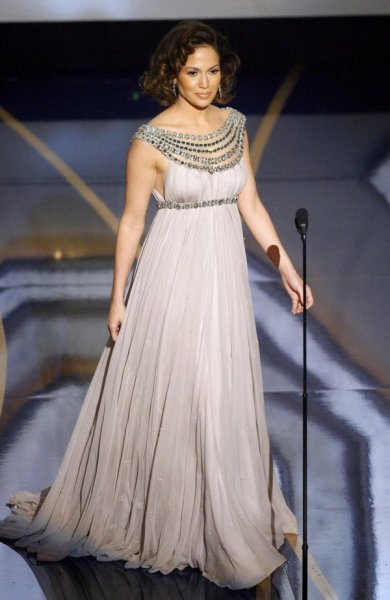 actress-singer-jennifer-lopez-walks-stage-introduce-music-performance-dreamgirls-79th-annual.jpg