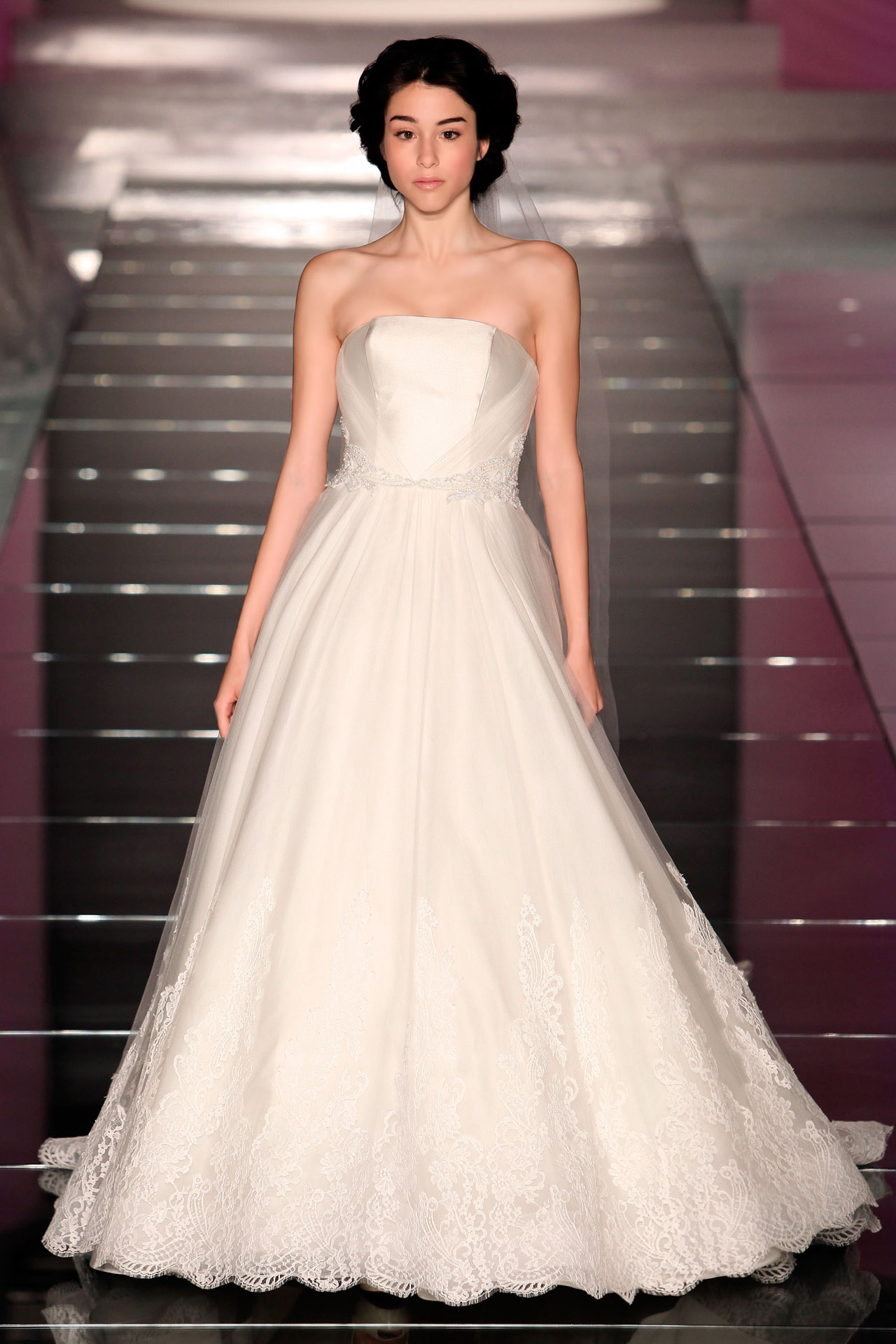 alessandra-rinaudo-ARAB15626IV-SONJA-Catwalk2015-moda-sposa-2015-261.jpg