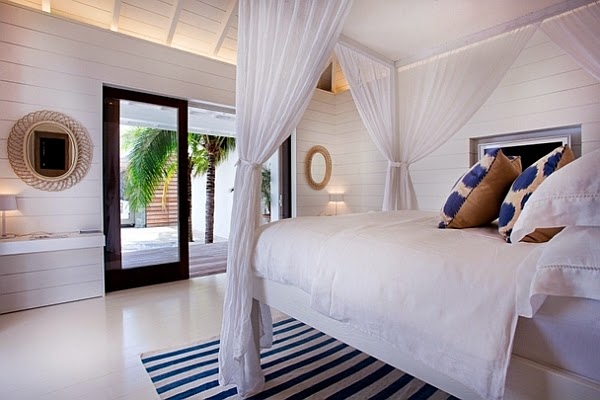 all-white-comfy-bedroom-design.jpg