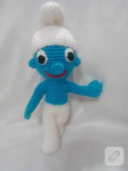 amigurumi-sirinler-orgu-oyuncak-modelleri.webp