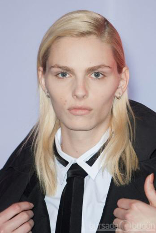 Andrej Pejic Nasıl Kadın Oldu (3).Jpeg