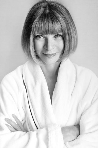 anna-wintour-towel-series-mario-testino-1436975137.jpg