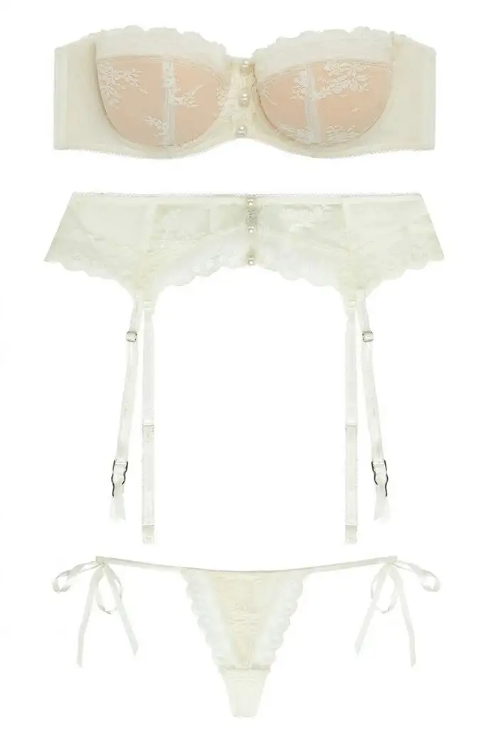 ASOS-Bridal-lingerie-264559d.webp