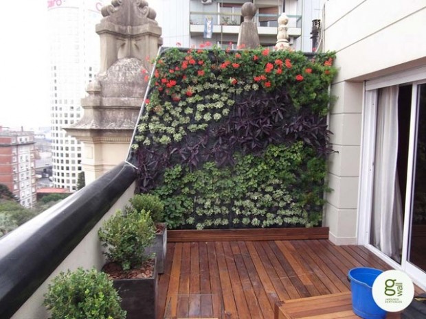 balcony-garden-ideas-small-apartment-fuFcB.jpg