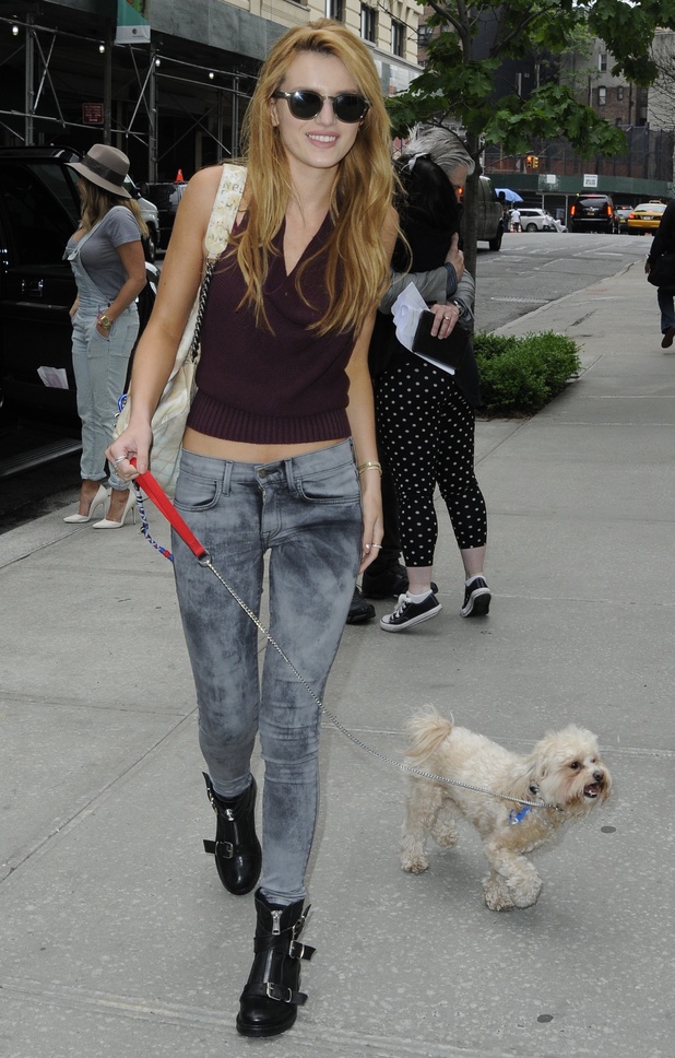 bella-thorne-manhattan-new-york-america-may-2014.jpg