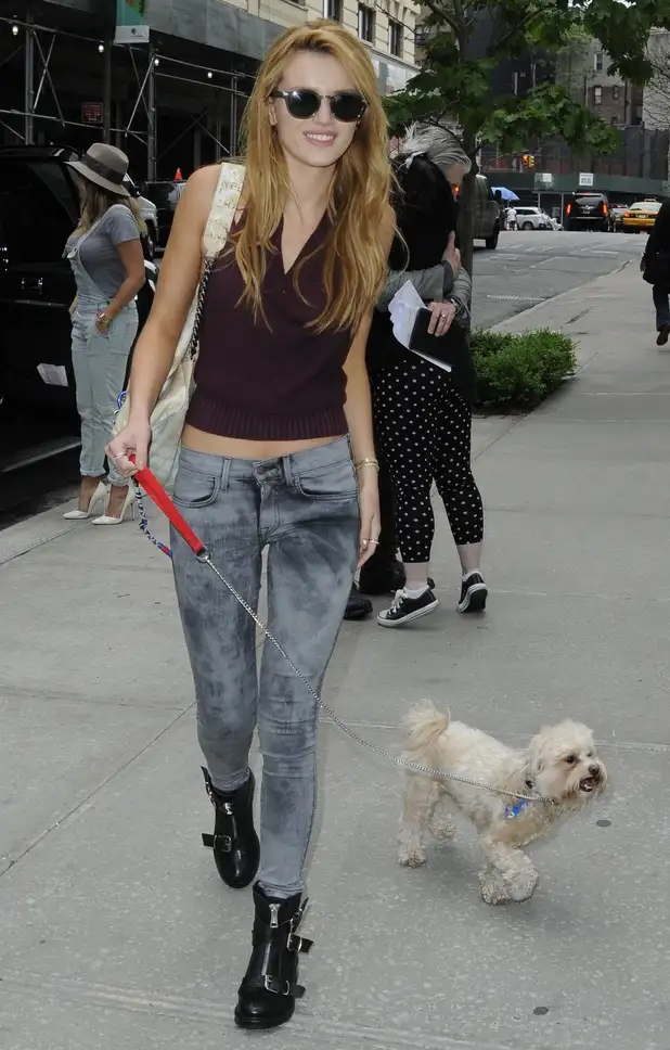 bella-thorne-manhattan-new-york-america-may-2014.webp