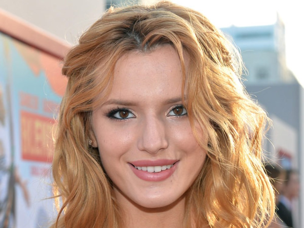 bella-thorne-may-21-2014-blended-premiere-ftr.jpg