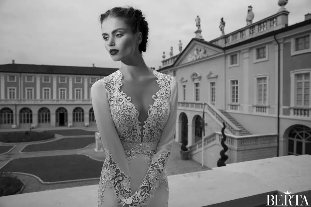 Berta-Winter-2014-Wedding-Dress-Collection-67.webp