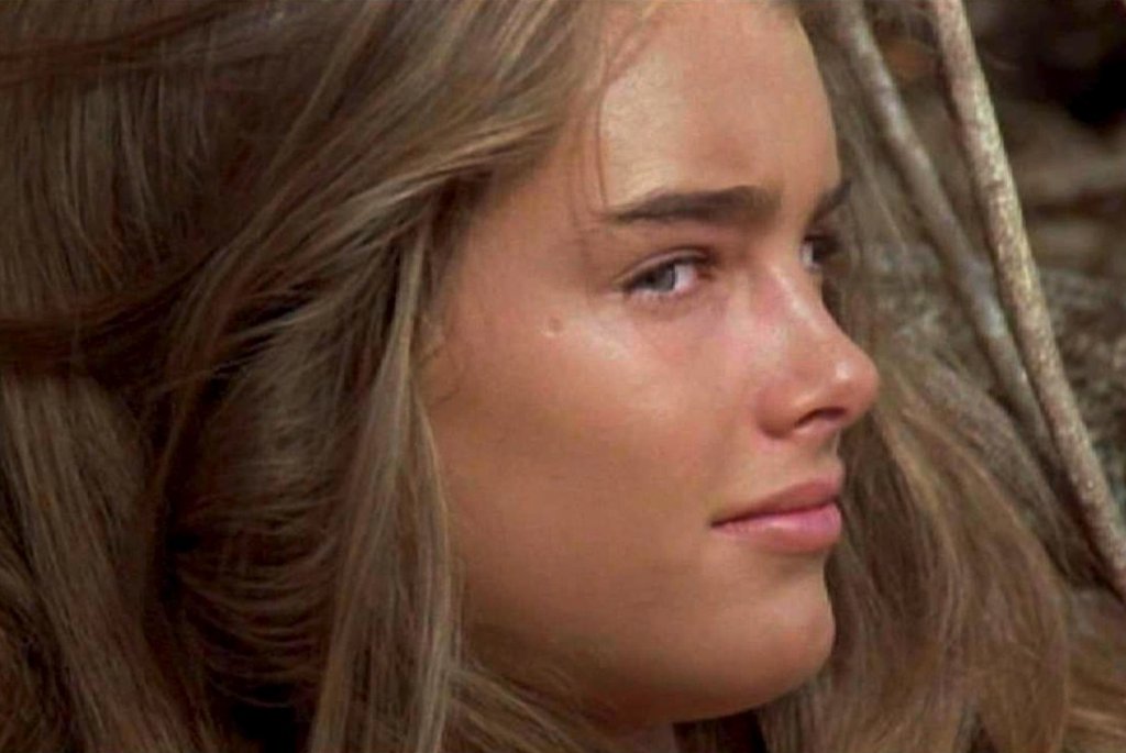 blue-lagoon-brooke-shields-movie-blue-lagoon-1129833729.jpg