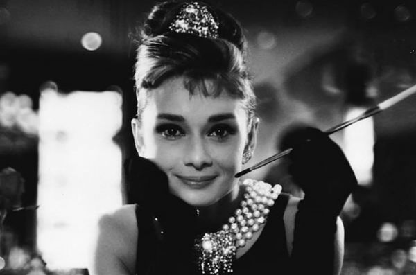 breakfast-at-tiffanys-tiffanyde-kahvalti-1961-blake-edwards_3635266.jpg