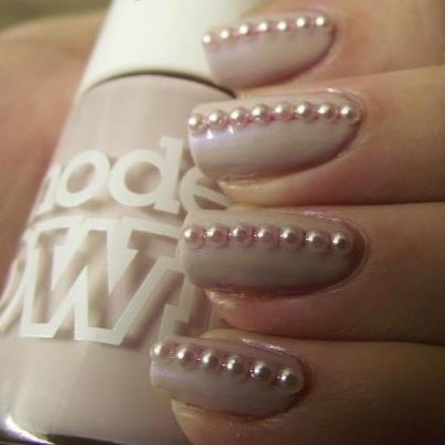 bridal-manicure-nails-pearls-pearl-bridal-nail-pinterest.jpg