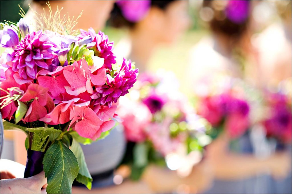 casual-outdoor-wedding-summertime-bright-wedding-flowers-pink_0.original.jpg