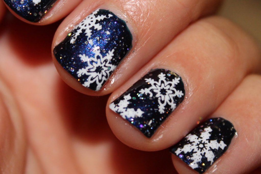 Christmas-Nail-Designs.jpg