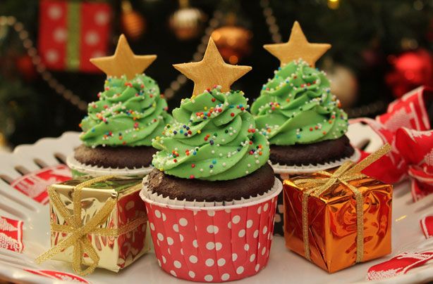 Christmas-tree-cupcakes.jpg