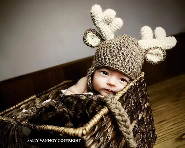 creative-knit-hats-95678__605.jpg