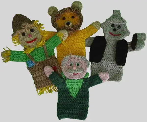 Crochet-Maggie-Weldon-Storybook-Puppets-Wizard-of-Oz-2-PA864.webp