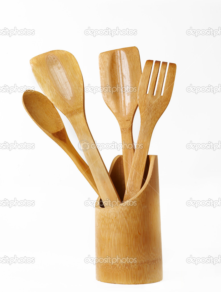 depositphotos_2505966-Wooden-kitchen-utensils.jpg