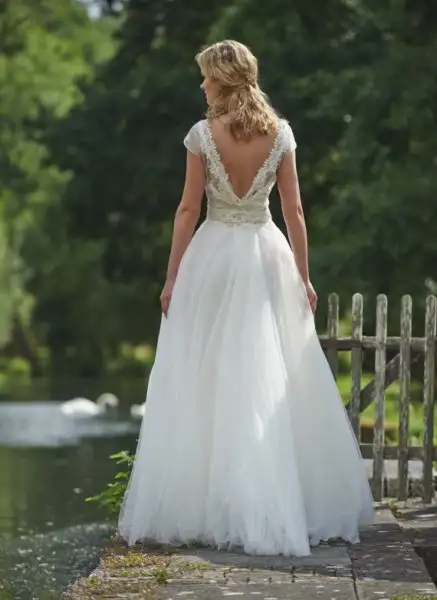 Dominique-Shrug-Tulle-Skirt-back2-570x782.webp