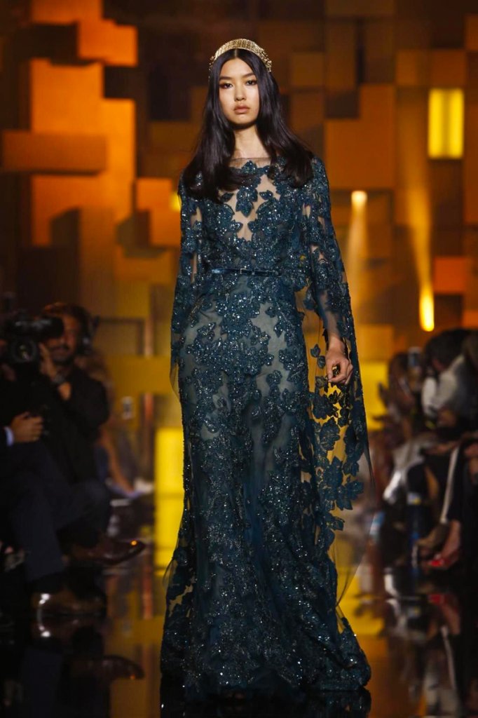 Elie-Saab-Couture-FW15-Paris-9455-1436357522-bigthumb.jpg