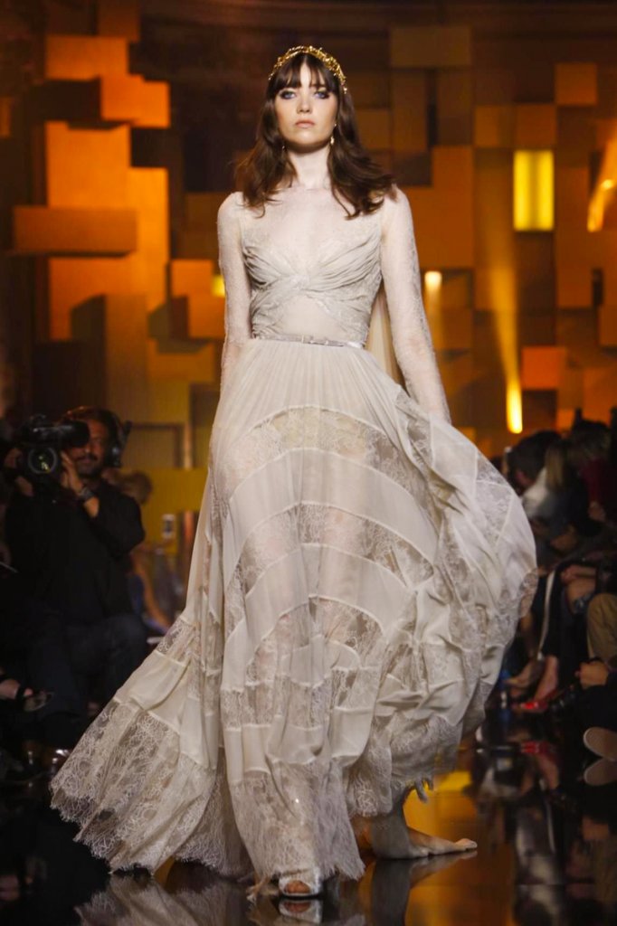 Elie-Saab-Couture-FW15-Paris-9460-1436357532-bigthumb.jpg