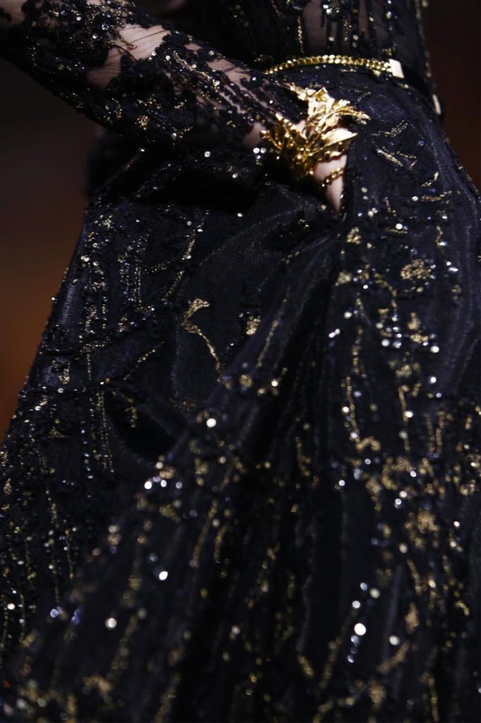 Elie-Saab-Couture-FW15-Paris-9637-1436357841-bigthumb.jpg