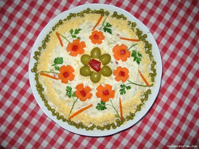 Ensaladilla_(12).jpg