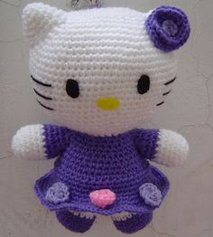 Hello-Kitty-Amigurumi-Örgü-Oyuncak-Modelleri-5.jpg