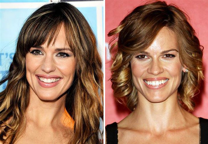 Jennifer Garner and Hilary Swank.jpg