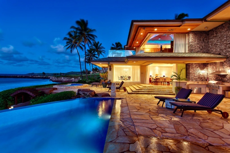 jewel of maui is an elite residence on hawaii.jpg