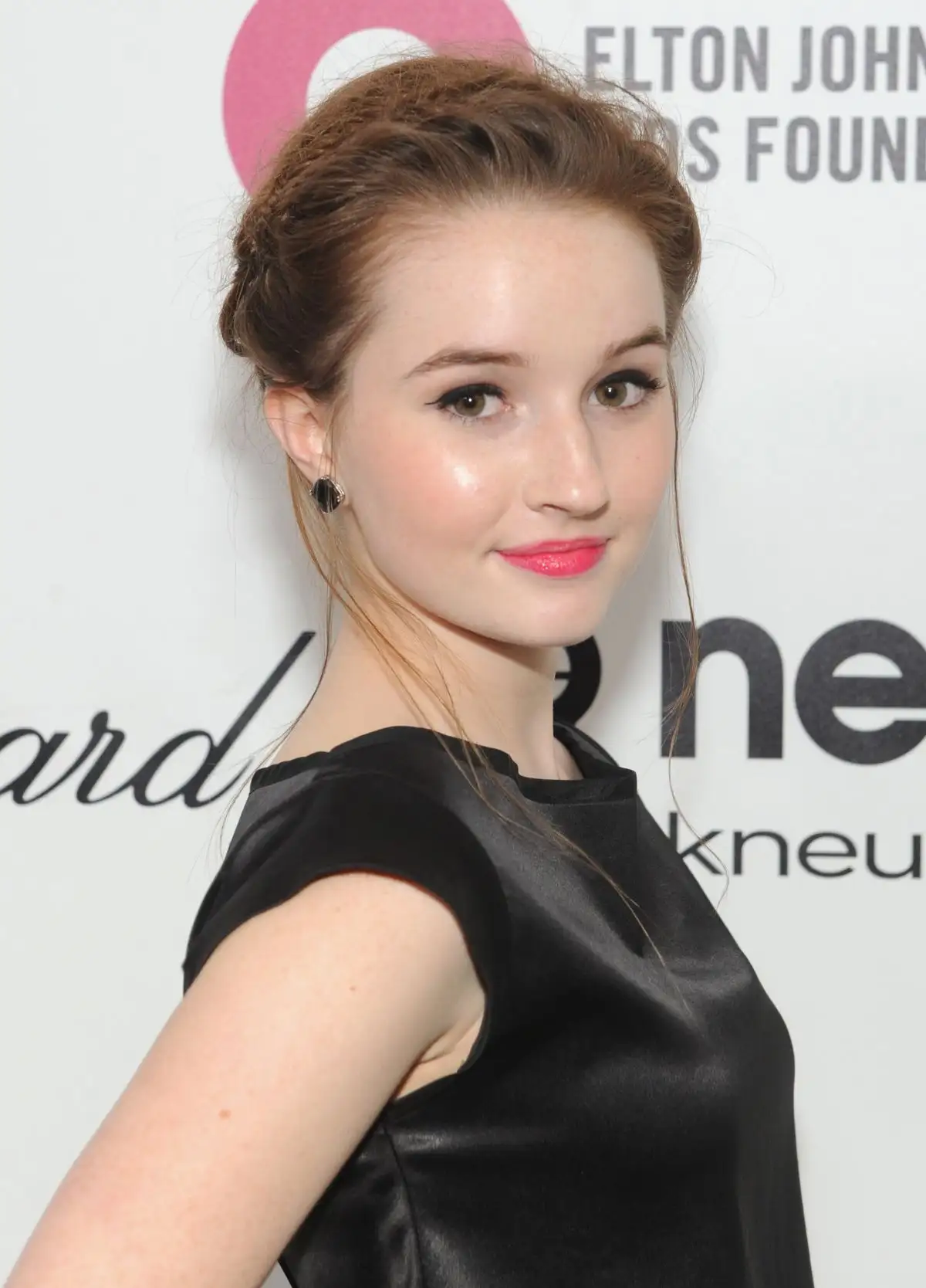 kaitlyn-dever-at-elton-john-aids-foundation-academy-awards-viewing-party_1.webp