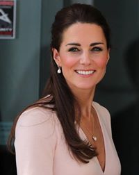 Kate_Middleton_Sac_Modelleri (7).jpg