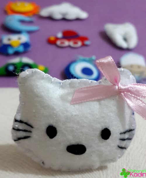 Keçe Hello Kitty Magnet.jpg