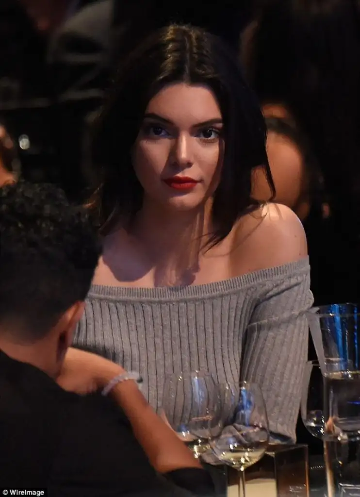 kendall-jenner-attend-the-comedy-central-roast-of-justin-bieber-in-los-angeles_3.webp