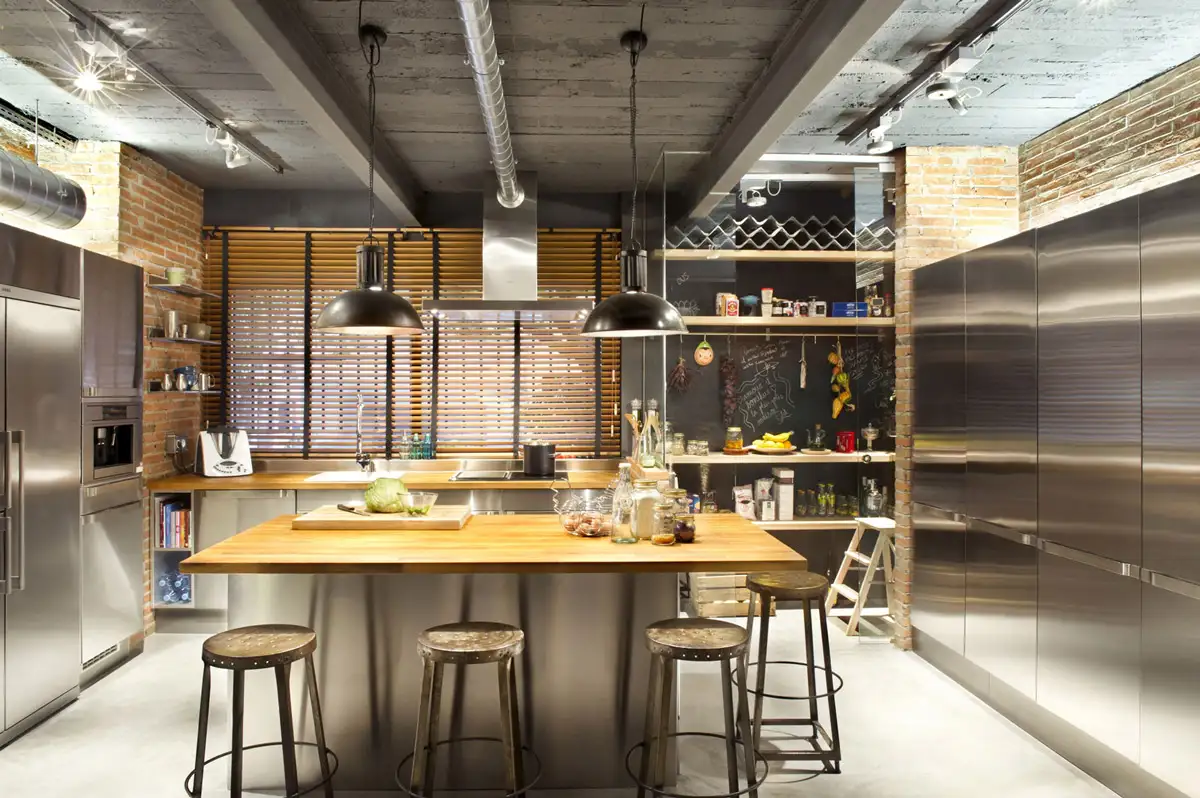 Kitchen-Pendant-Lighting-Loft-Style-Home-Terrassa-Spain.webp