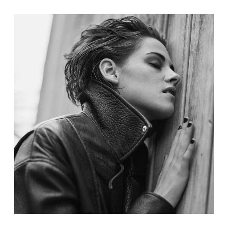 kristen-stewart-poses-for-elle-uk-magazine-september-2015_3.jpg