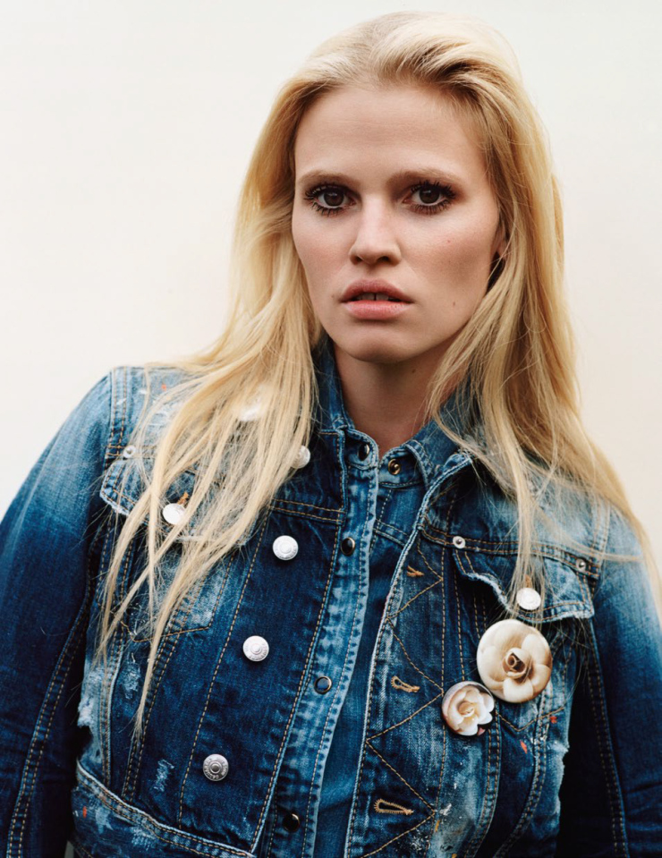 lara-stone-by-alasdair-mclellan-for-vogue-paris-april-2015-10.jpg