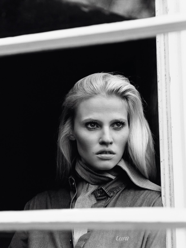 lara-stone-by-alasdair-mclellan-for-vogue-paris-april-2015.jpg