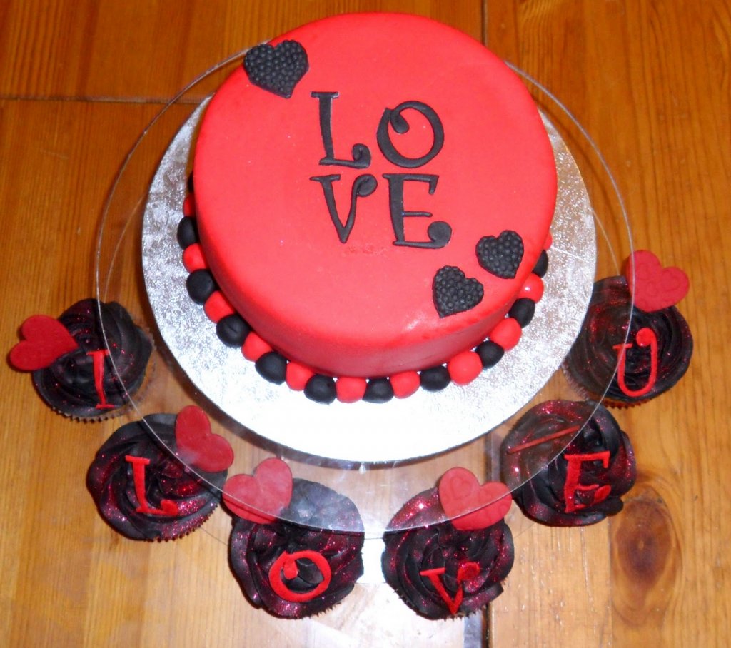 Love Cake + Cupcakes.jpg