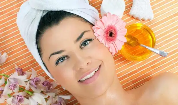 masque-maison-miel-creme-huile-olive.webp