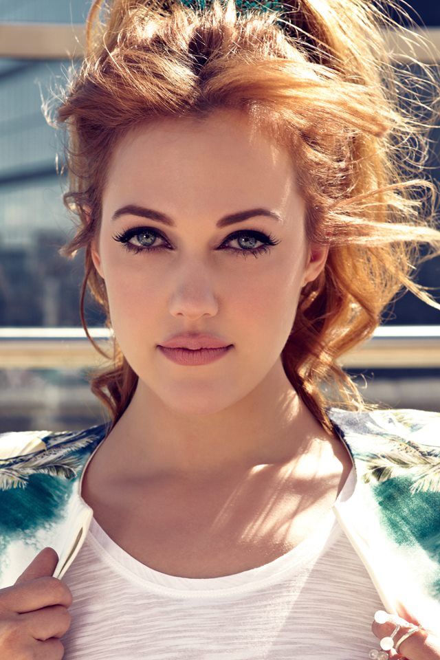 meryem-uzerli.jpg