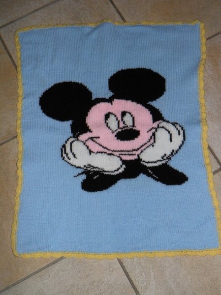 mickey-mouse-desenli-battaniye.jpg