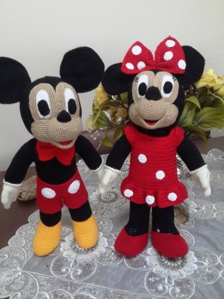 Micky-Mause-Amigurumi-2.jpg